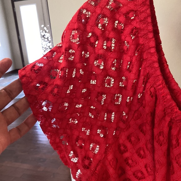 Cleo Red Top, with lace overlay, size large NWOT - Picture 3 of 4